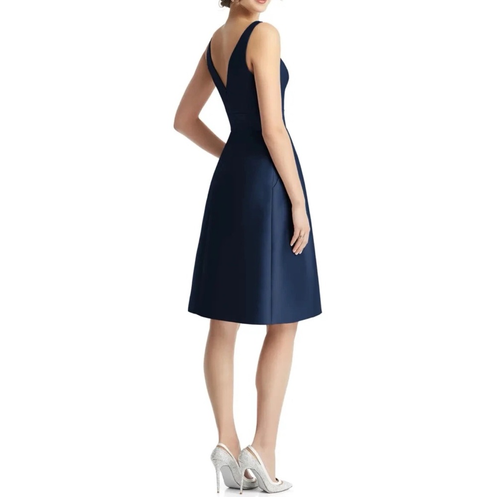 ❤️ NWT! Alfred Sung Navy Plunge Neck Taffeta Satin Cocktail Dress - Picture 2 of 10
